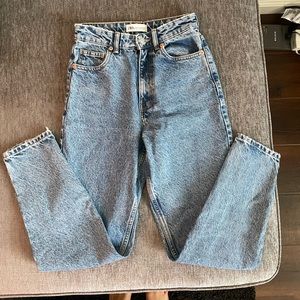 Zara mom jeans size 2